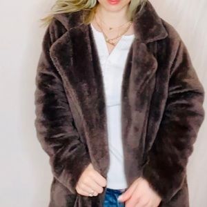 💯👏🏼  fuzzy teddy coat